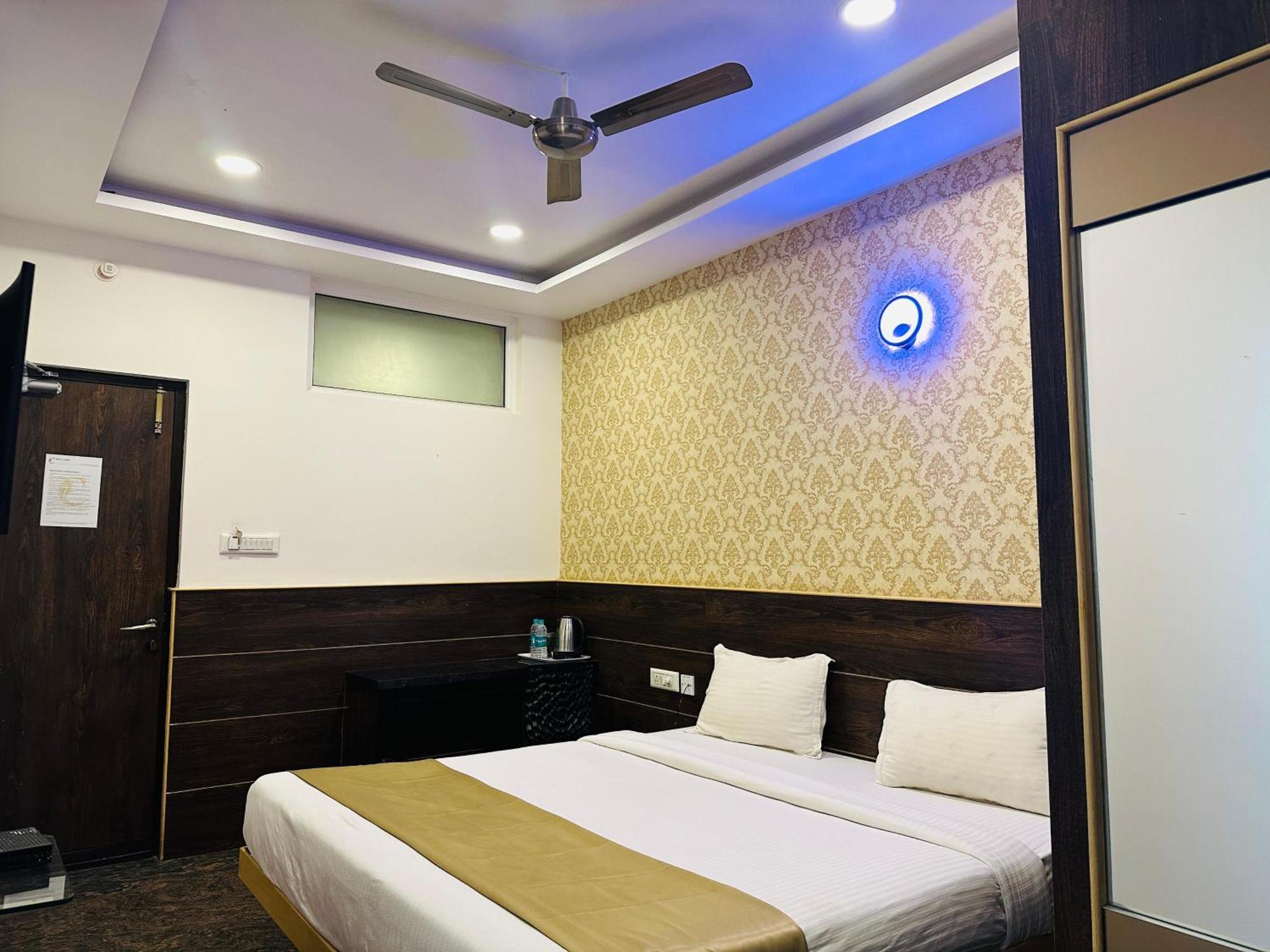 Hotel Classio Koramagala Bangalore Exterior photo